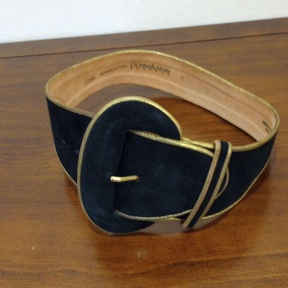 Donna Karan Black Suede Belt Oversized Buckle Gold Piping - S - Vintage 80s -90s main image 4